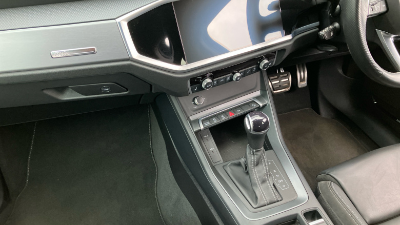 Audi Q3 35 TFSI S Line 5dr S Tronic Petrol Estate